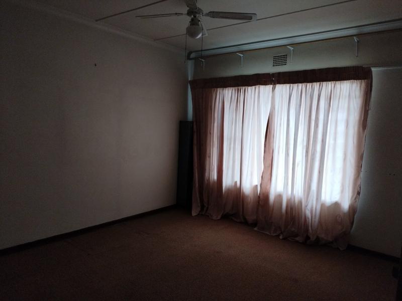 3 Bedroom Property for Sale in Vaalpark Free State